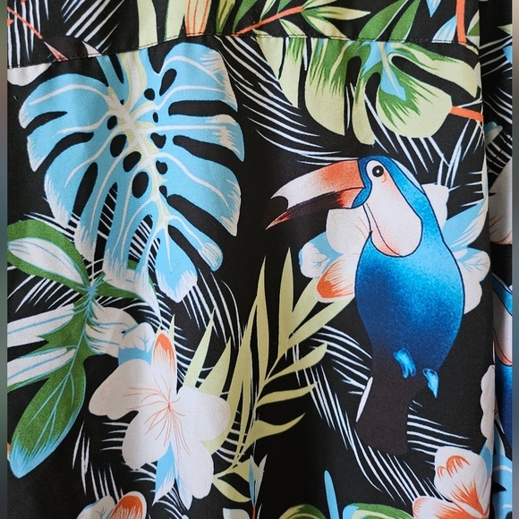 Tunevuse Men's Tropical Floral Button-Up Hawaiian Shirt Size 4 XL - Picture 6 of 9